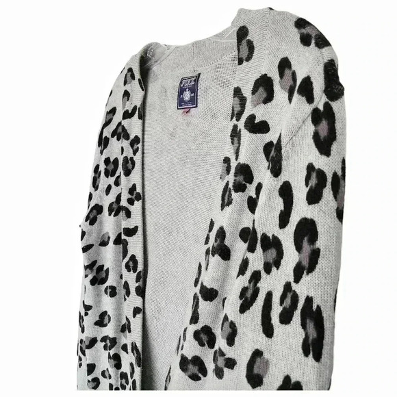 Victoria’s Secret PINK Leopard Boyfriend Cardigan Women M Gray Long Cotton - Picture 6 of 12